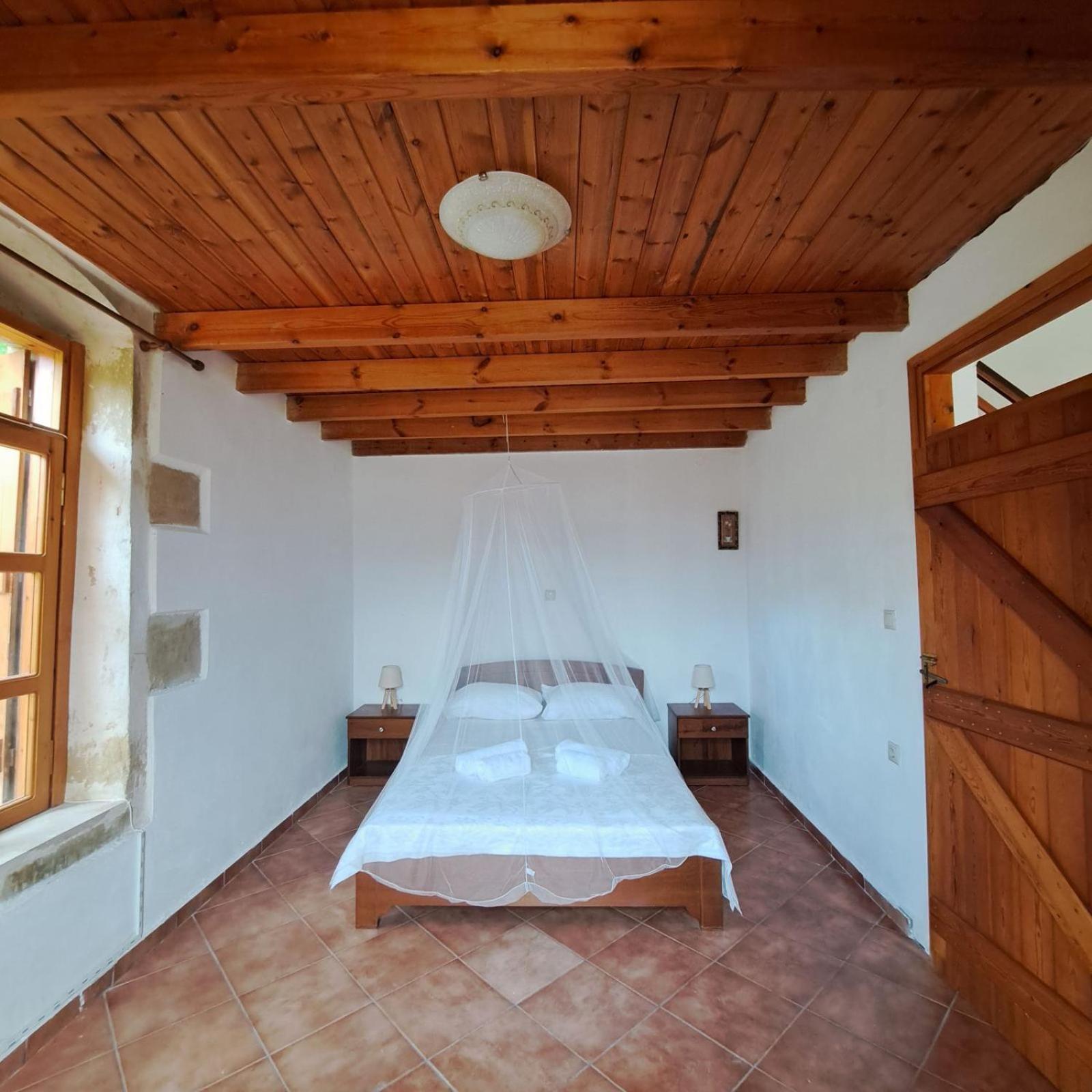 Villa Nama Kissamos Bagian luar foto